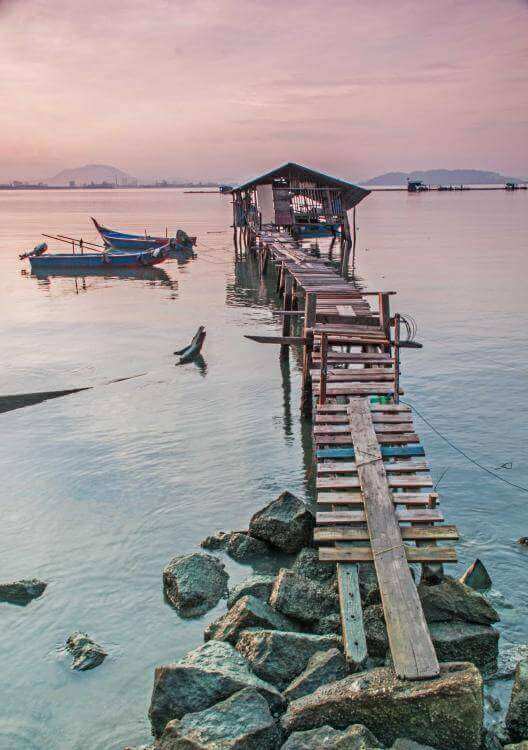 Dawn-glow,-Jelutong-fishermans-jetty.jpg